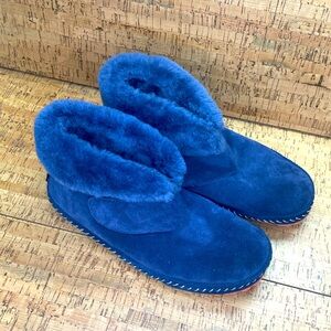 LL Bean Wicked Good Squam Lake Womens Size 9 Blue Shearling Lined Slippers EUC